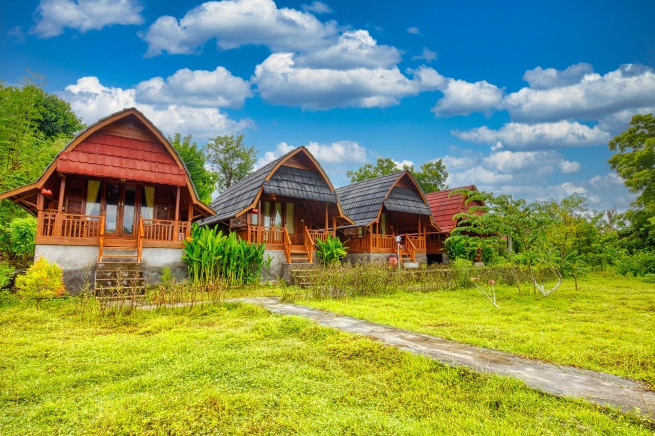 Dekara Cottages Ped Exterior photo